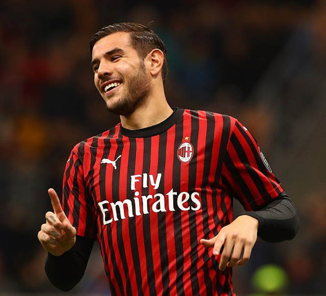 Milan sẽ bán Theo Hernandez?