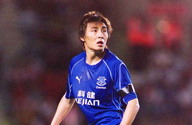 Li Weifeng chỉ 1 lần được sử dụng ở Everton