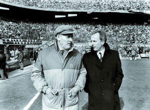 Cố HLV Liedholm (trái) tiến cử Eriksson thay ông dẫn dắt Roma năm 1984