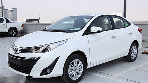 Toyota Vios giảm giá mạnh, khiến Honda City, Hyundai Accent lo 'sốt vó'