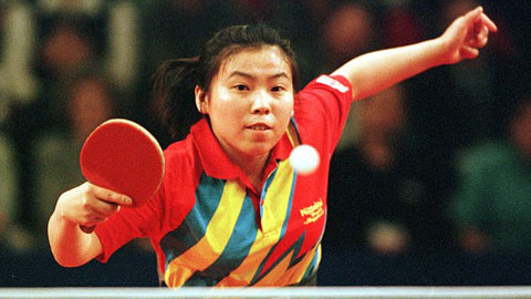 Deng Yaping, tay vợt huyền thoại của Trung Quốc với 4 HCV Olympic và 18 lần vô địch thế giới