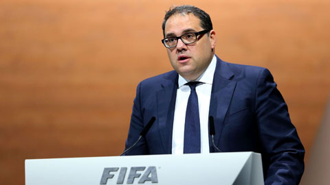 Phó chủ tịch FIFA kêu gọi các giải châu Âu đá theo năm dương lịch
