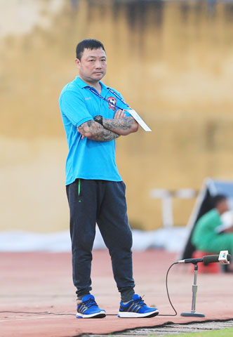 HLV Trương Việt Hoàng cho rằng phương án V.League 2020 đá đủ 26 vòng là khả dĩ nhất - Ảnh: MINH TUẤN