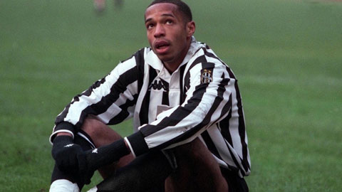 Tại sao Thierry Henry thất bại ở Juventus?