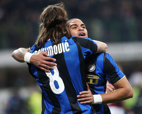 Adriano thời đỉnh cao trong màu áo Inter