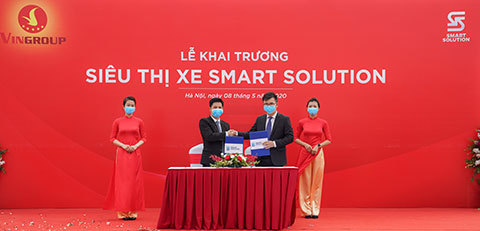 Hợp đồng đổi xe cũ lấy xe VinFast đầu tiên đã được Smart Solution thực hiện.