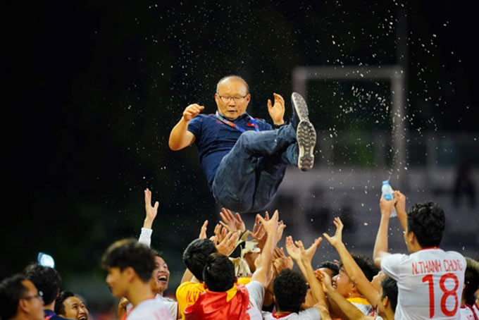 HLV Park Hang Seo giúp Việt Nam thắng đẹp Indonesia ở chung kết SEA Games 2019 