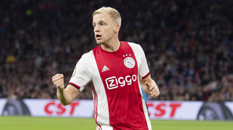 Donny van de Beek được khuyên nên tới Anh nếu rời Ajax