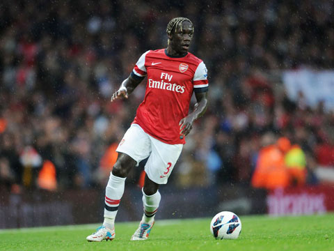 Bacary Sagna tỏa sáng rực rỡ ở vị trí hậu vệ phải Arsenal giai đoạn 2007-2014