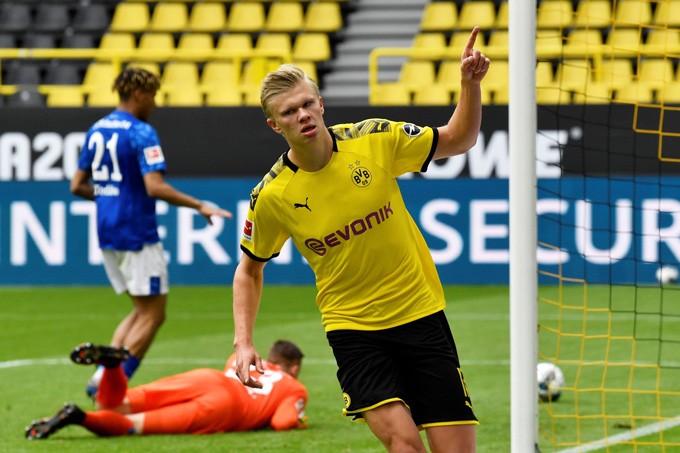 Haaland ghi 1 bàn và kiến tạo 1 bàn trong trận thắng đậm của Dortmund