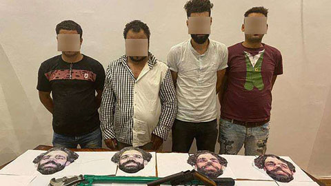 Cảnh sát Ai Cập tóm dính 4 tên cướp đeo mặt nạ Salah