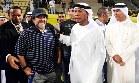 Năm 2011, Maradona tới thăm và phát biểu tại nhà tù đăng cai giải vô địch thế giới trong tù