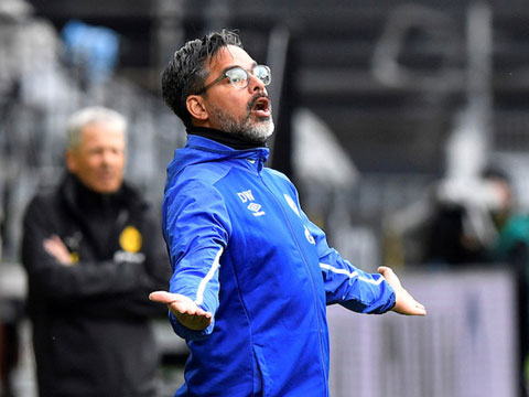 HLV David Wagner đang cảm thấy bất lực trước sự sa sút trầm trọng của Schalke