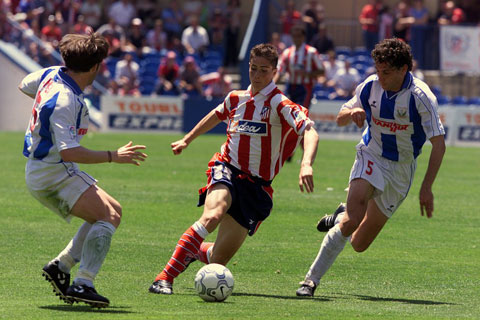 Torres (giữa) trong trận ra mắt gặp Leganes