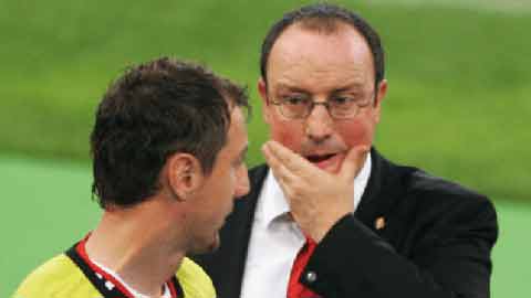 Người hùng Liverpool 2005 suýt đấm thẳng mặt Rafa Benitez