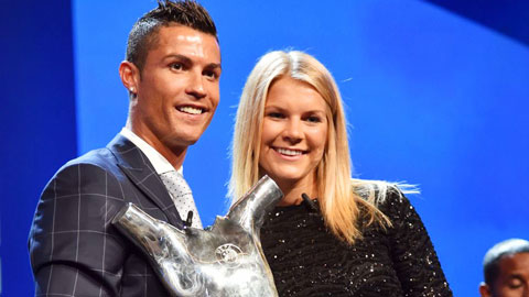 Hợp đồng triệu đô và bước tiến dài của 'Ronaldo mặc váy'.