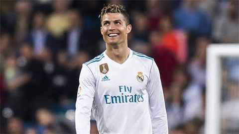 Bằng chứng cho thấy Ronaldo chỉ là 'cầu thủ nhỏ trong trận cầu lớn'