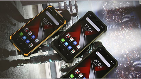 Choáng với smartphone thiết kế mang phong cách Iron Man, siêu bền, pin 10.000mAh, giá hấp dẫn