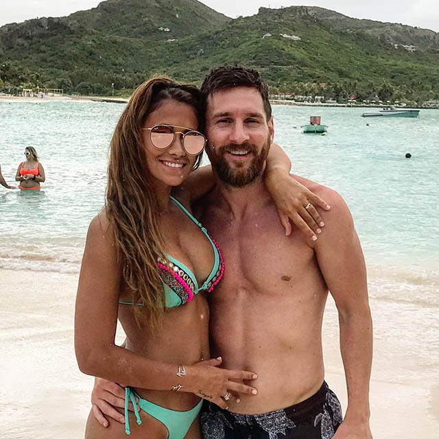 Antonella Roccuzzo (vợ Lionel Messi) - 12,6 triệu người theo dõi trên Instagram