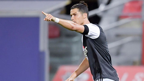 Ronaldo thiết lập hàng loạt cột mốc ấn tượng sau trận Juventus đại thắng Lecce