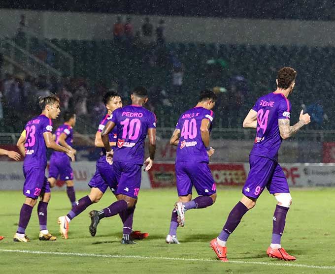 Sài Gòn FC vượt lên dẫn trước 
