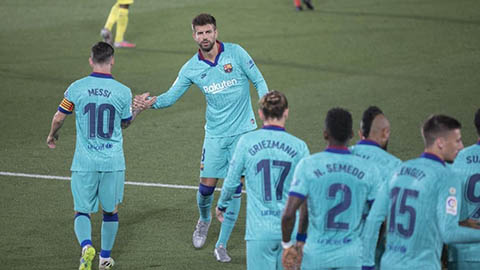 Pique tin Barca sẽ đua vô địch La Liga với Real tới vòng đấu cuối cùng