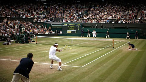 Nadal đã chấm dứt kỷ nguyên thống trị của Federer trong trận chung kết nghẹt thở tại Wimbledon 2008