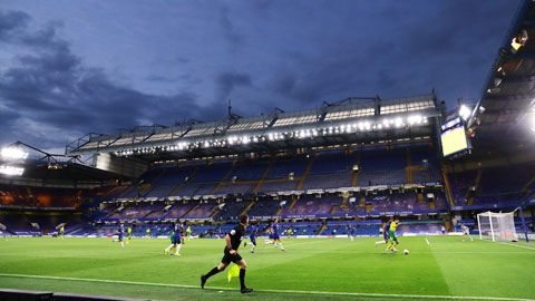 Tìm hiểu công nghệ tạo ra 'tiếng ồn' trên các sân bóng Anh 