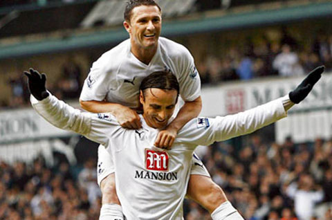Keane - Berbatov (trước), cặp bài trùng một thời tung hoành ở Premier League trong màu áo Tottenham