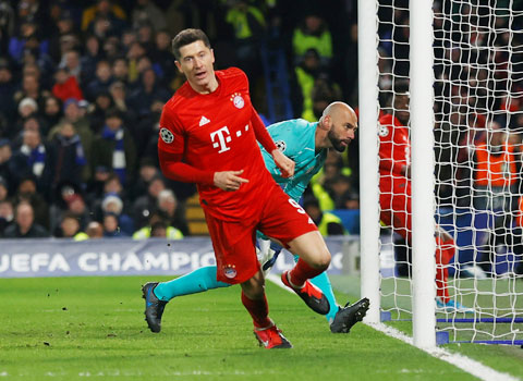 Lewandowski đang đặt mục tiêu giành cú ăn ba mùa này cùng Bayern