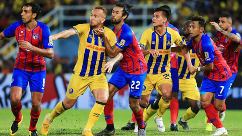 Bóng đá Malaysia, Indonesia 'oằn mình' vì dịch Covid-19