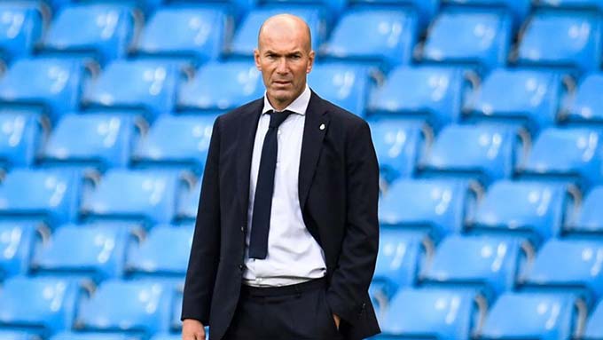 Zidane ngửi được mùi xuống cấp của Real