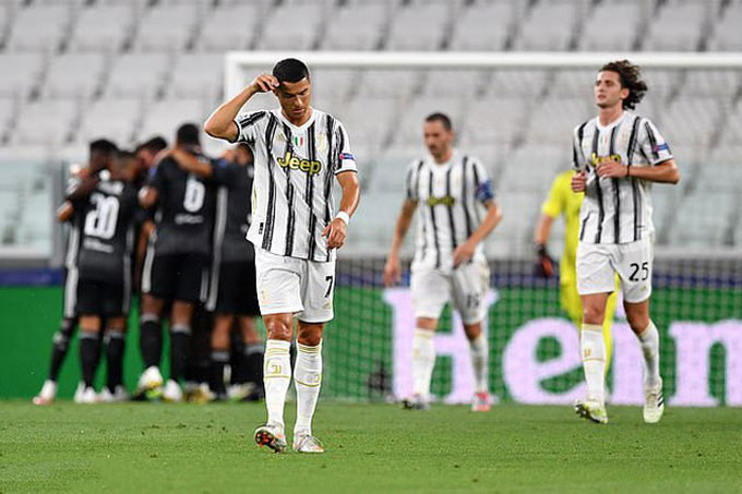 Ronaldo vẫn thăng hoa nhưng không thể giúp Juventus vượt qua Lyon ở vòng 1/8 Champions League