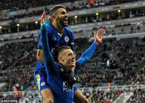 Vardy và Mahrez - những mảnh ghép quan trọng trong bức tranh vô địch NHA 2015/16 của Leicester