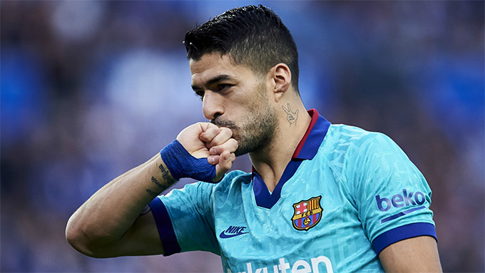 Luis Suarez từng có thời gian thi đấu cho Ajax