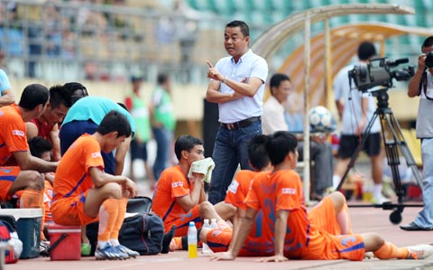 Nhiều thương vụ đình đám của bóng đá Việt Nam trước đây đều có bàn tay của ông Trần Tiến Đại - Ảnh: MINH TUẤN