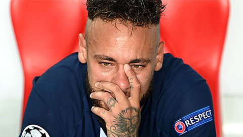 Neymar òa khóc khi lỡ hẹn với chức vô địch Champions League