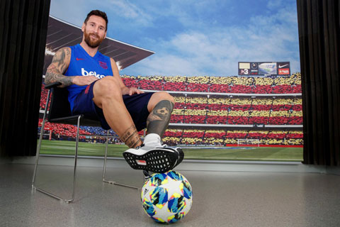 Messi đang nhận khoảng 100 triệu euro/mùa ở Barca