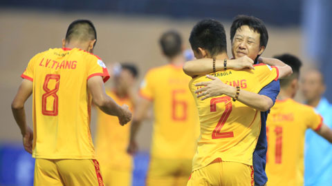 HLV Thành Công đã có thể tạm hài lòng khi đang củng cố lại Thanh Hóa FC		Ảnh: Minh Tuấn