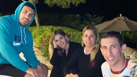 Gia đình Di Maria (phải) và Paredes vừa đi du lịch tại Ibiza, một ổ dịch của thế giới