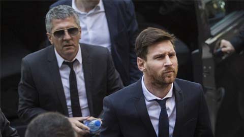 Ông Jorge Messi: 'Rất khó để Messi ở lại Barca'