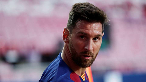 Messi quyết định ở lại Barca sau buổi nói chuyện với bố và các cố vấn pháp lý