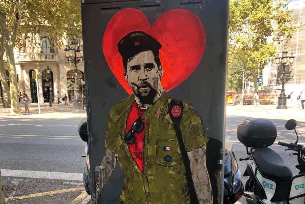 Messi trong hình dạng của Che, một bức họa nổi tiếng mới xuất hiện