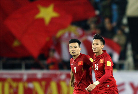 Sau những thành công cùng các cấp đội tuyển, đa số những cầu thủ nổi tiếng của bóng đá Việt Nam đều có người đại diện Ảnh: Đức Cường