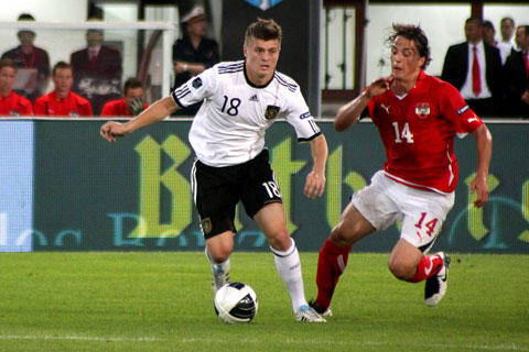 Kross (trái) muốn cùng ĐT Đức vô địch EURO 2020