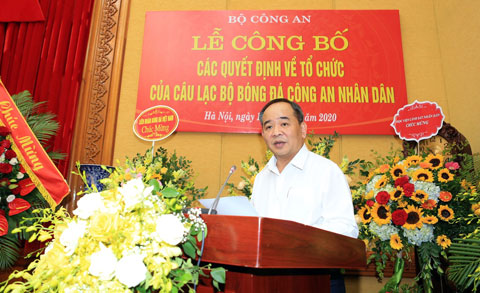 Thứ trưởng Bộ VH-TT&DL, Chủ tịch VFF Lê Khánh Hải đánh giá cao những nỗ lực cũng như quyết tâm của Ban lãnh đạo, BHL và các cầu thủ CAND