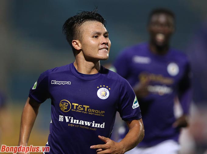 Quang Hải tỏa sáng đúng lúc với bàn thắng quyết định, mang về chiến thắng chung cuộc 2-1 cho Hà Nội FC 