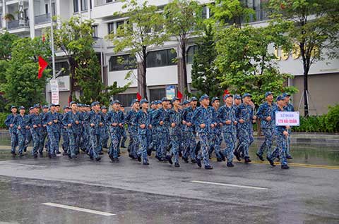 Đội hình của Lữ đoàn 170 tham gia chạy tập thể