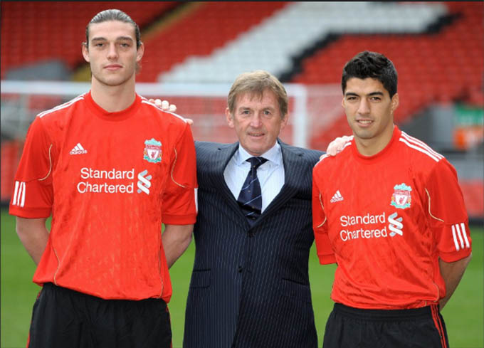 Tháng 1/2011, Suarez gia nhập Liverpool với giá 25 triệu euro