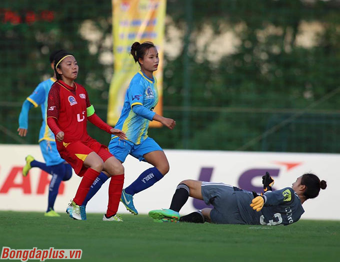 Màn trình diễn nổi bật của Huỳnh Như càng khẳng định lý do vì sao đội bóng Bồ Đào Nha là Lank FC lại muốn có sự phục vụ của nữ cầu thủ này 